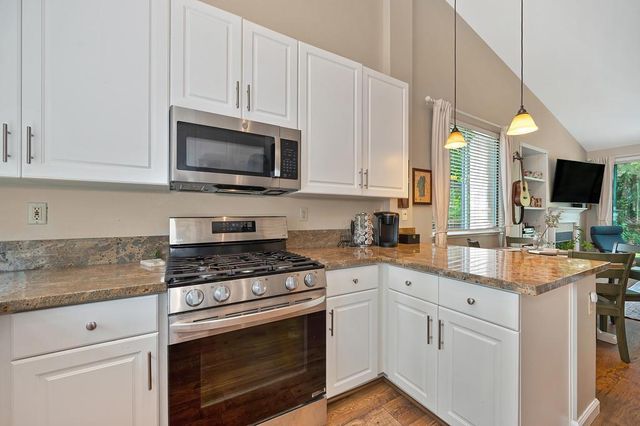 1282 Knopfler Cir, Folsom, CA 95630