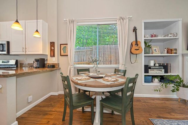 1282 Knopfler Cir, Folsom, CA 95630