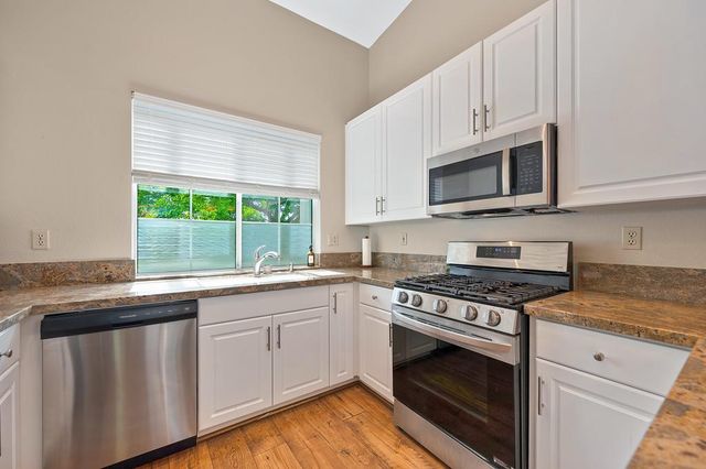 1282 Knopfler Cir, Folsom, CA 95630