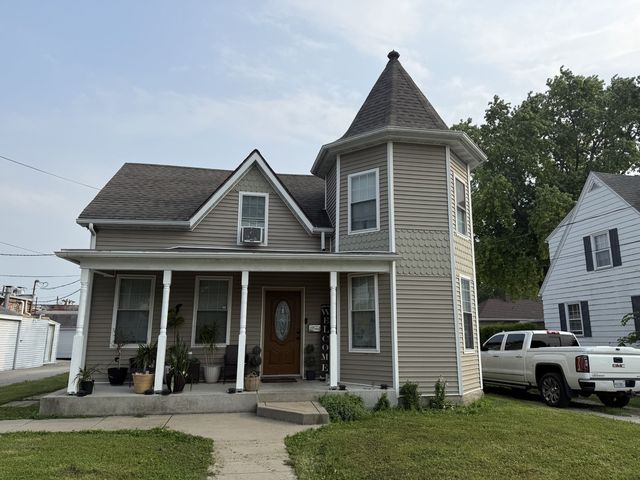 1816 8th Street, Peru, IL 61354