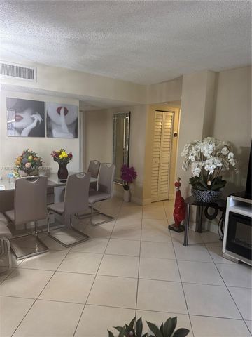 8625 NW 8th St 310, Miami, FL 33126