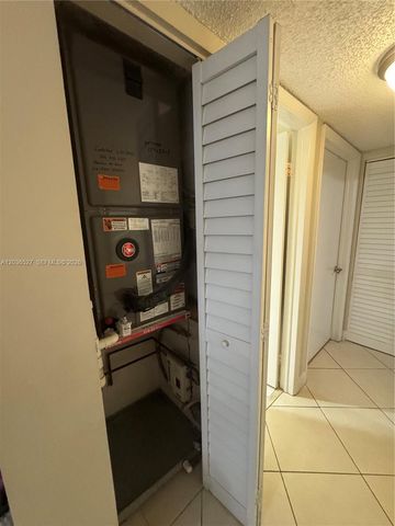 8625 NW 8th St 310, Miami, FL 33126