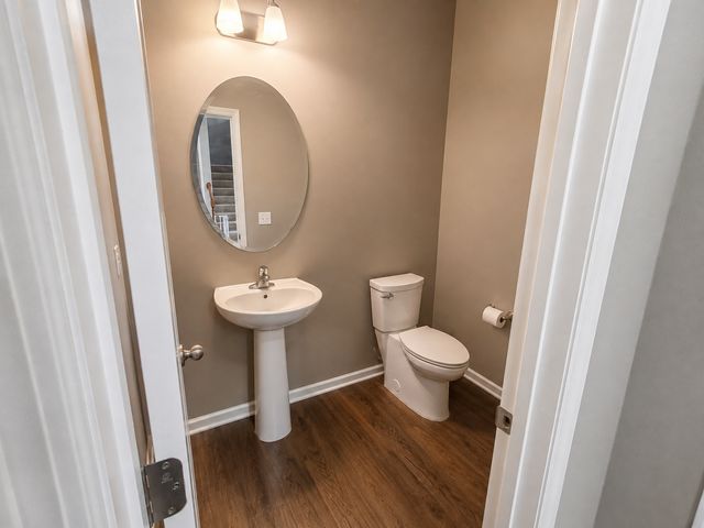 6483 102nd Avenue N, Brooklyn Park, MN 55445
