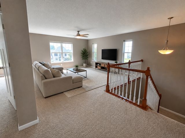 6483 102nd Avenue N, Brooklyn Park, MN 55445