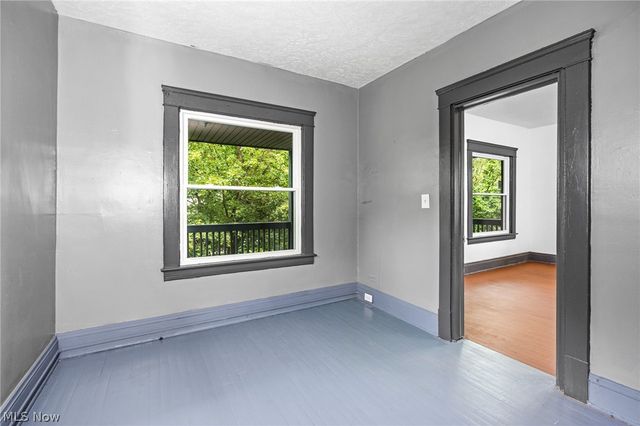 6704 Owosso Avenue, Cleveland, OH 44105