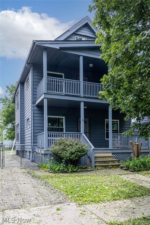 6704 Owosso Avenue, Cleveland, OH 44105