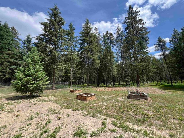 4430 D Springdale Hunters Rd, Springdale, WA 99173