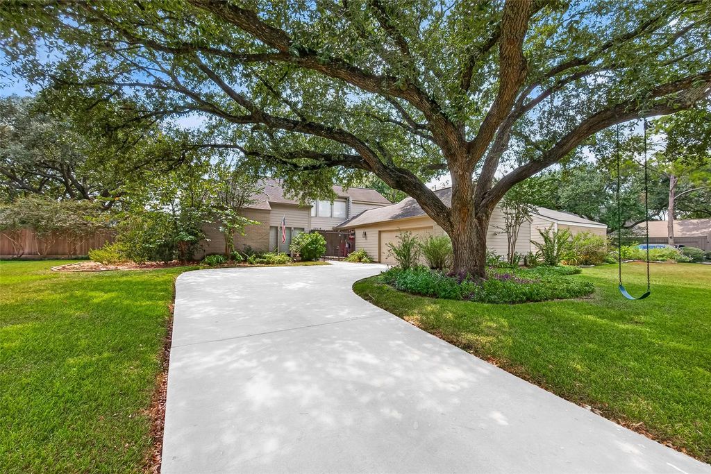 11835 Cedar Pass Drive, Houston, TX 77077