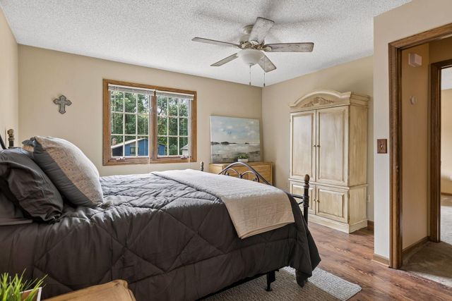 4 Pleasant View Lane, Circle Pines, MN 55014