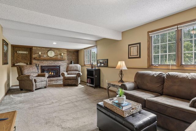 4 Pleasant View Lane, Circle Pines, MN 55014