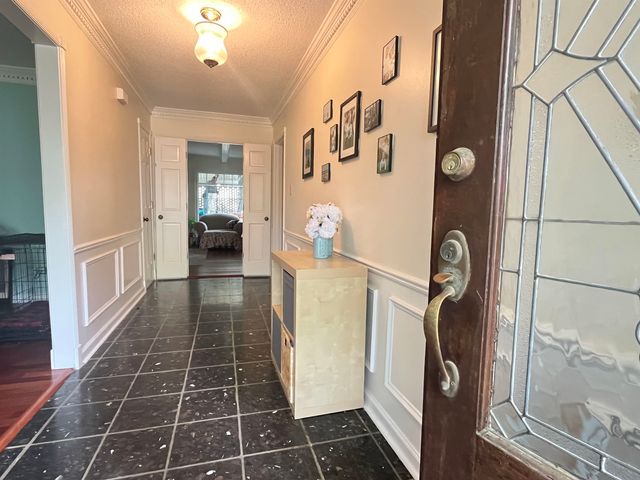 7630 BLACKBERRY FARM RD, Germantown, TN 38138