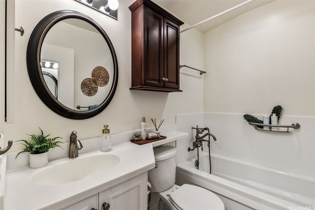 6109-A Summer Street 6109A, Honolulu, HI 96821