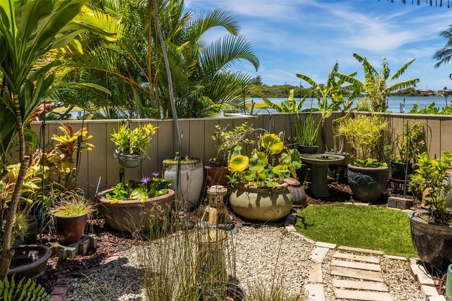 6109-A Summer Street 6109A, Honolulu, HI 96821