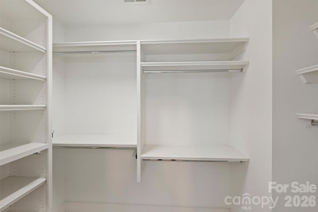 1435 Tippah Park Court, Charlotte, NC 28205