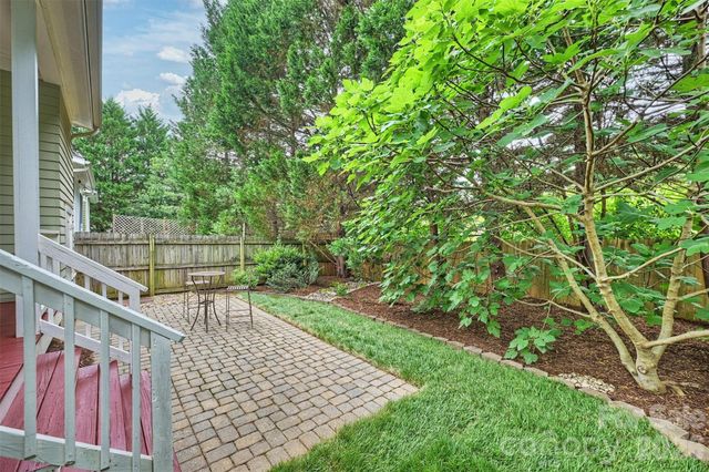 1435 Tippah Park Court, Charlotte, NC 28205