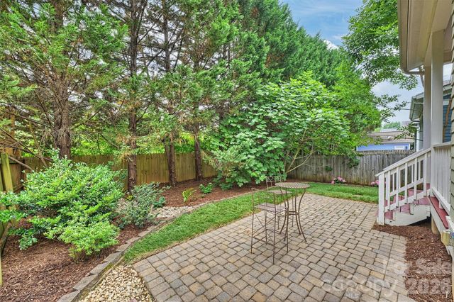 1435 Tippah Park Court, Charlotte, NC 28205