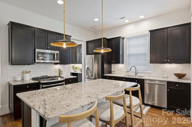 1435 Tippah Park Court, Charlotte, NC 28205