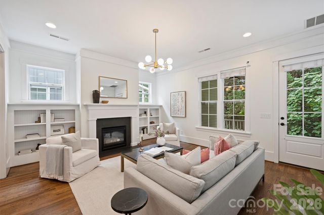 1435 Tippah Park Court, Charlotte, NC 28205