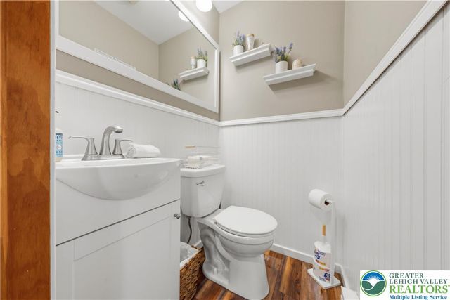 304 Cross Country Lane, Jackson Twp, PA 18372