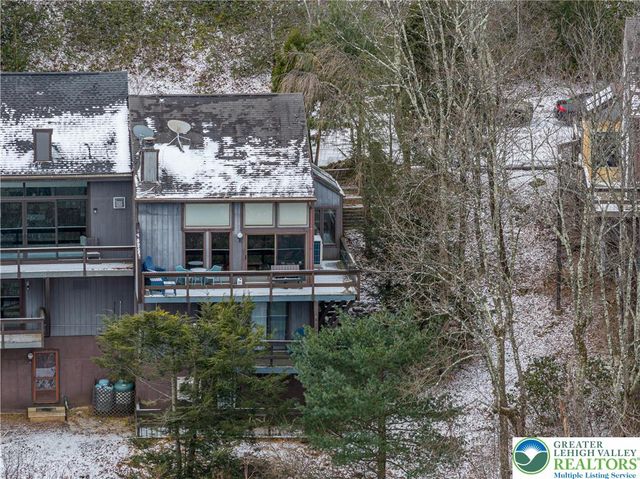 304 Cross Country Lane, Jackson Twp, PA 18372