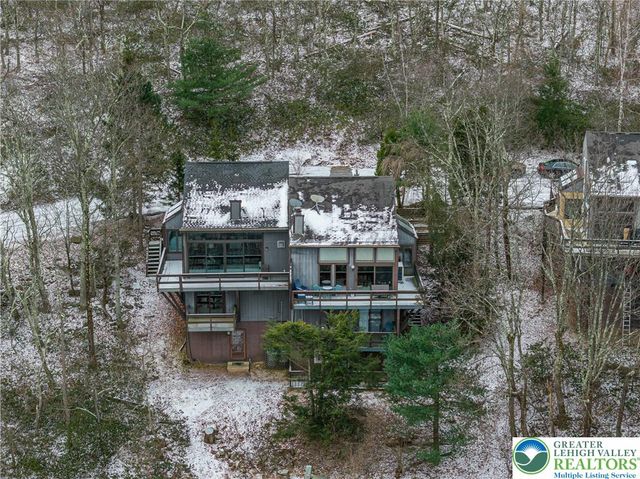 304 Cross Country Lane, Jackson Twp, PA 18372