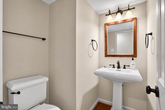 7007 DEVEREUX CIRCLE DR, Alexandria, VA 22315