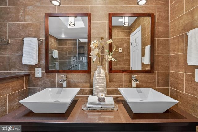 7007 DEVEREUX CIRCLE DR, Alexandria, VA 22315
