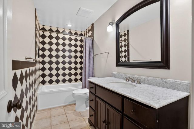 7007 DEVEREUX CIRCLE DR, Alexandria, VA 22315