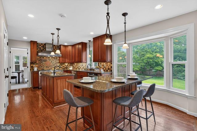 7007 DEVEREUX CIRCLE DR, Alexandria, VA 22315
