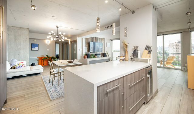 2323 N CENTRAL Avenue 903, Phoenix, AZ 85004