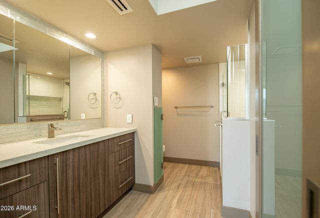 2323 N CENTRAL Avenue 903, Phoenix, AZ 85004