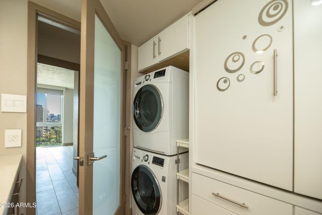 2323 N CENTRAL Avenue 903, Phoenix, AZ 85004