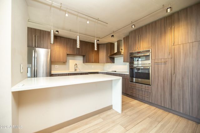 2323 N CENTRAL Avenue 903, Phoenix, AZ 85004