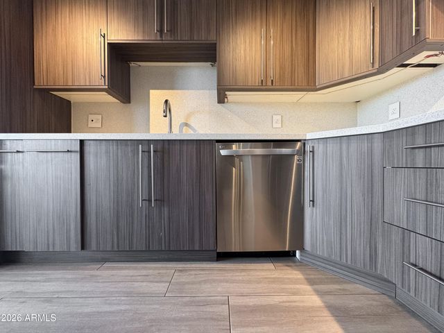 2323 N CENTRAL Avenue 903, Phoenix, AZ 85004
