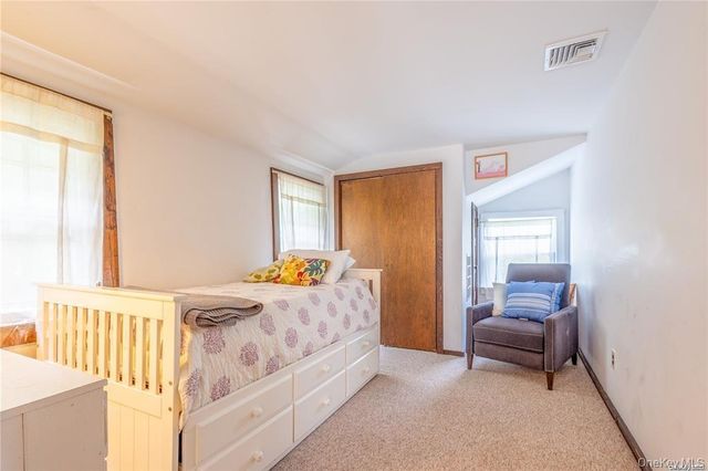 30 Vail Avenue, East Quogue, NY 11942