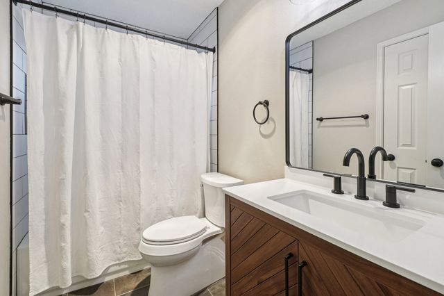 6700 Towerwood Drive, Arlington, TX 76001