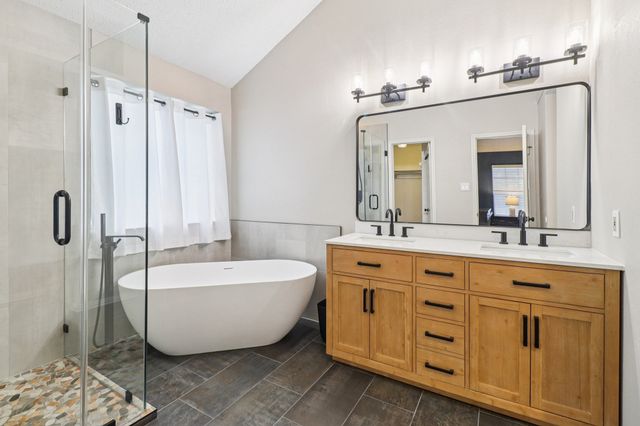 6700 Towerwood Drive, Arlington, TX 76001