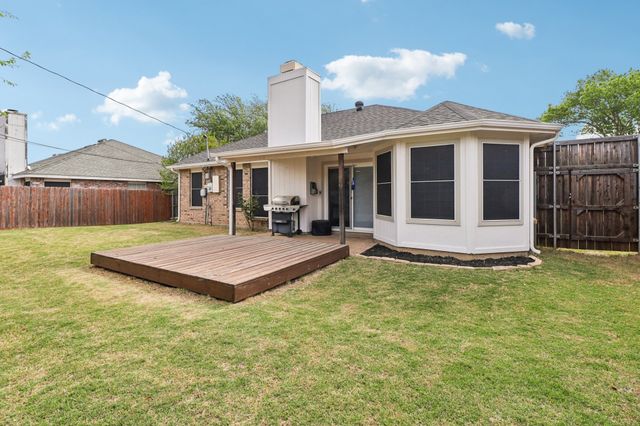 6700 Towerwood Drive, Arlington, TX 76001