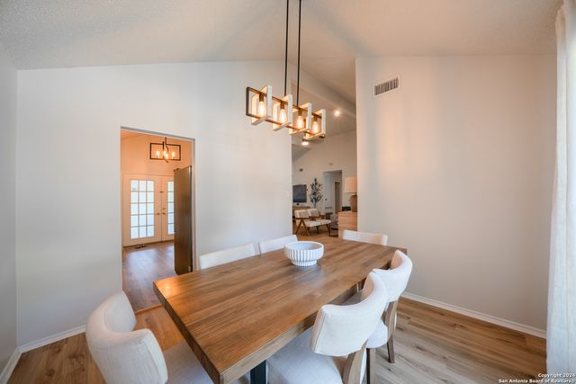 8027 Forest Bridge, Live Oak, TX 78233