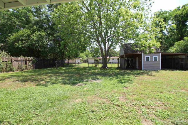 86 S Madison Dr, Pensacola, FL 32505