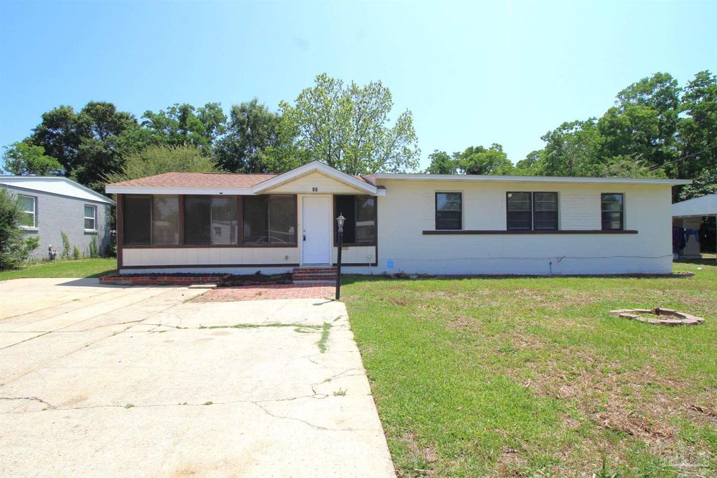 86 S Madison Dr, Pensacola, FL 32505