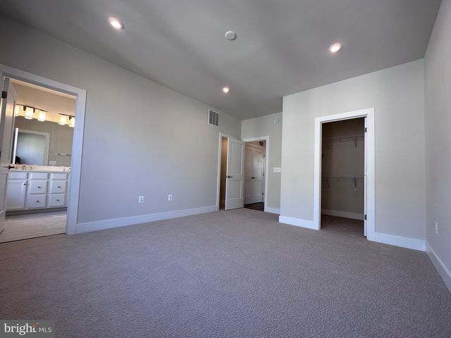 2453 LIBERTY LOOP, Herndon, VA 20171