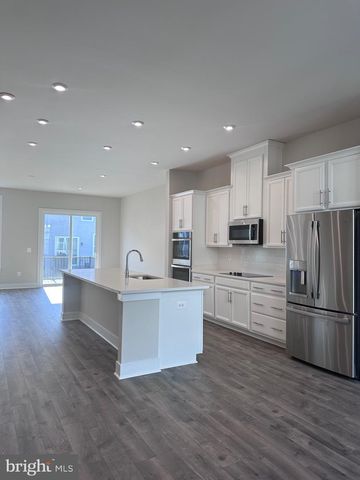2453 LIBERTY LOOP, Herndon, VA 20171