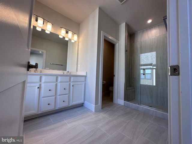2453 LIBERTY LOOP, Herndon, VA 20171