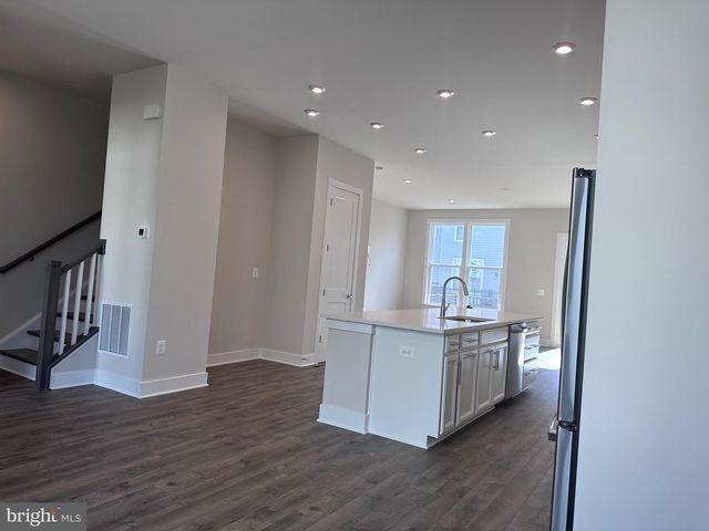 2453 LIBERTY LOOP, Herndon, VA 20171