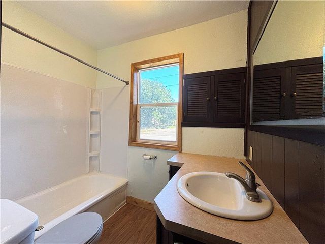 301 W Newton Street, Rice Lake, WI 54868