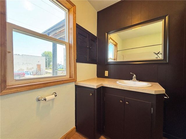 301 W Newton Street, Rice Lake, WI 54868