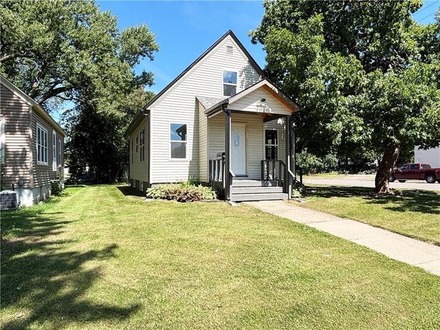 301 W Newton Street, Rice Lake, WI 54868