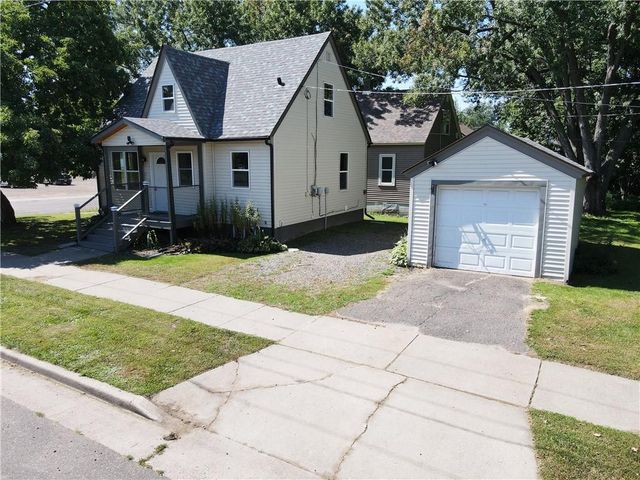 301 W Newton Street, Rice Lake, WI 54868