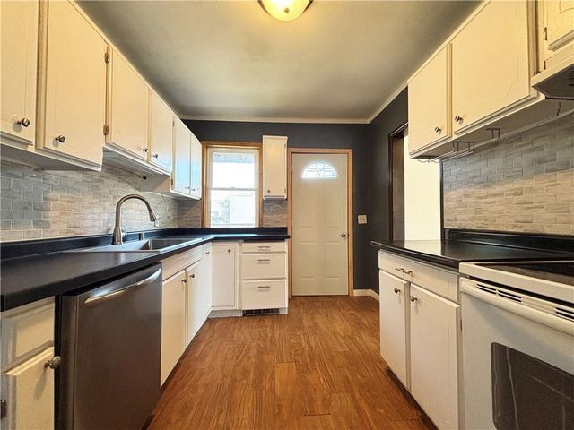 301 W Newton Street, Rice Lake, WI 54868